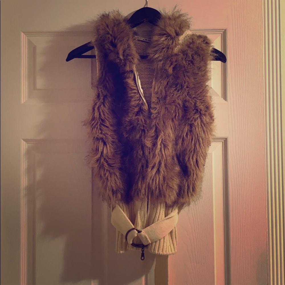 Classy faux fur vest from Tokyo, Japan